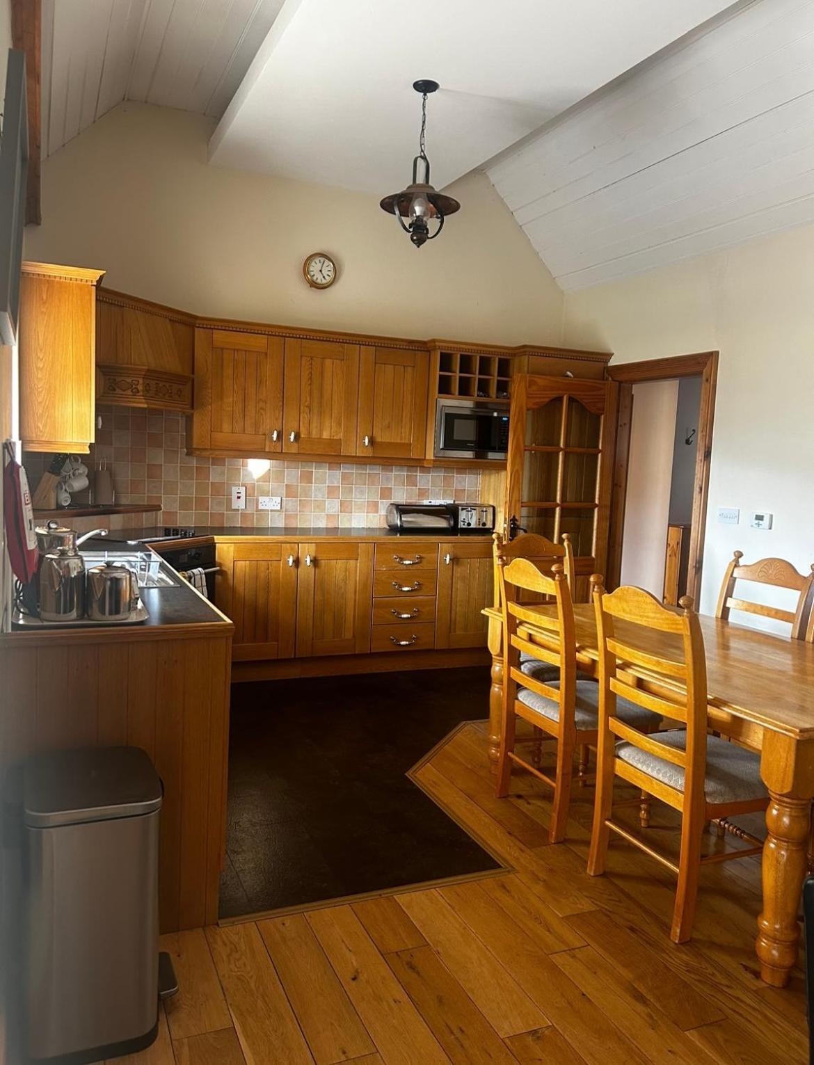Yewwood Cottage نيوري المظهر الخارجي الصورة