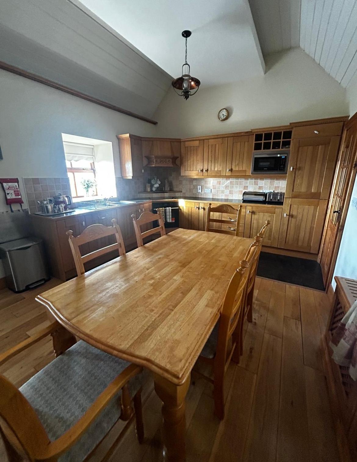 Yewwood Cottage نيوري المظهر الخارجي الصورة